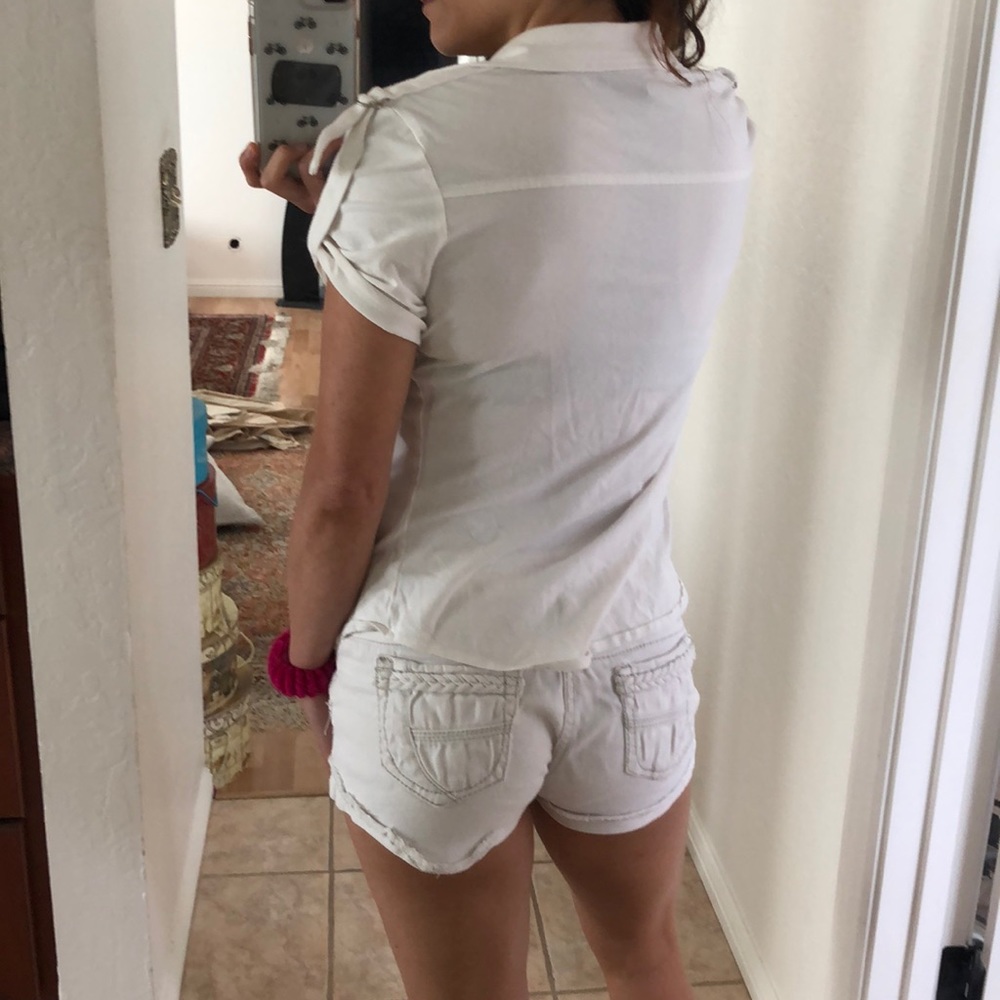 INC button up - Picture 2 of 5